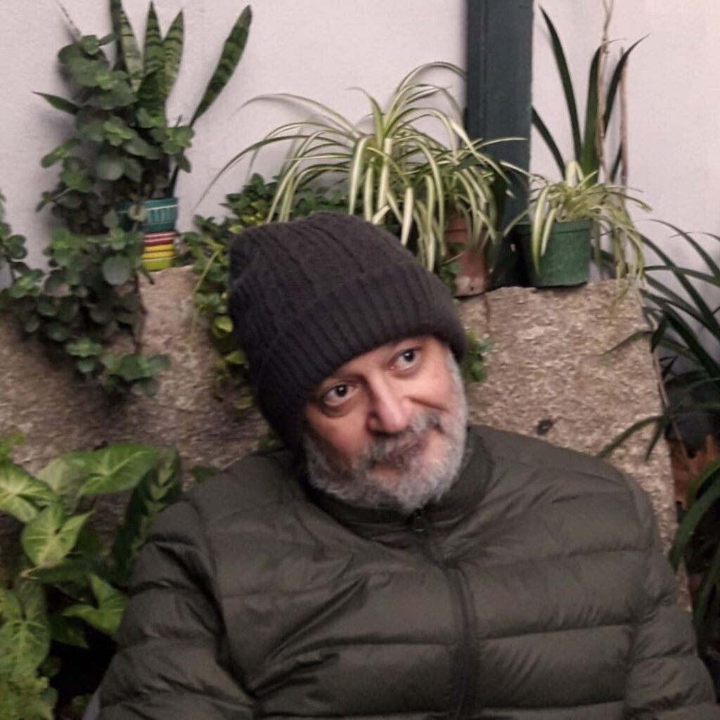 GUSTAVO CASTELLANO